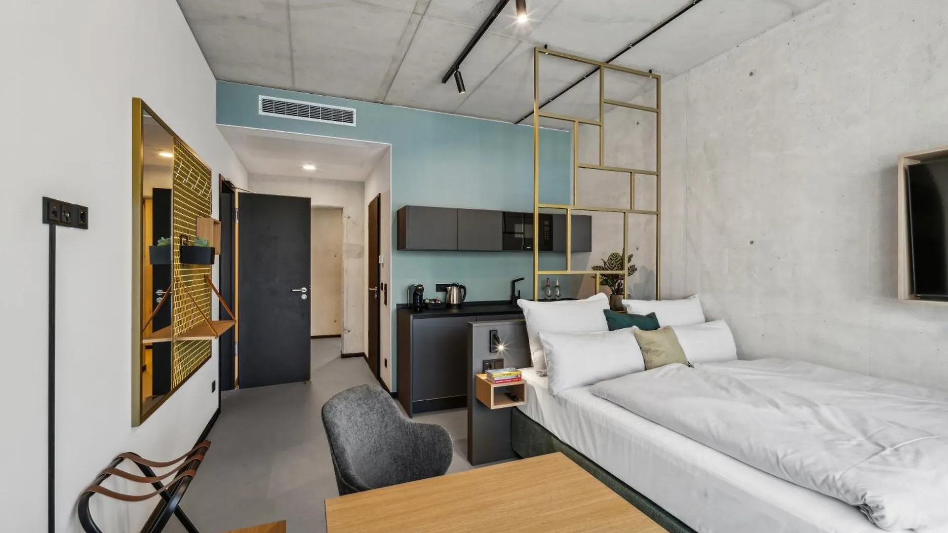 Nena Apartments Muenchen City East 0*, Monachium