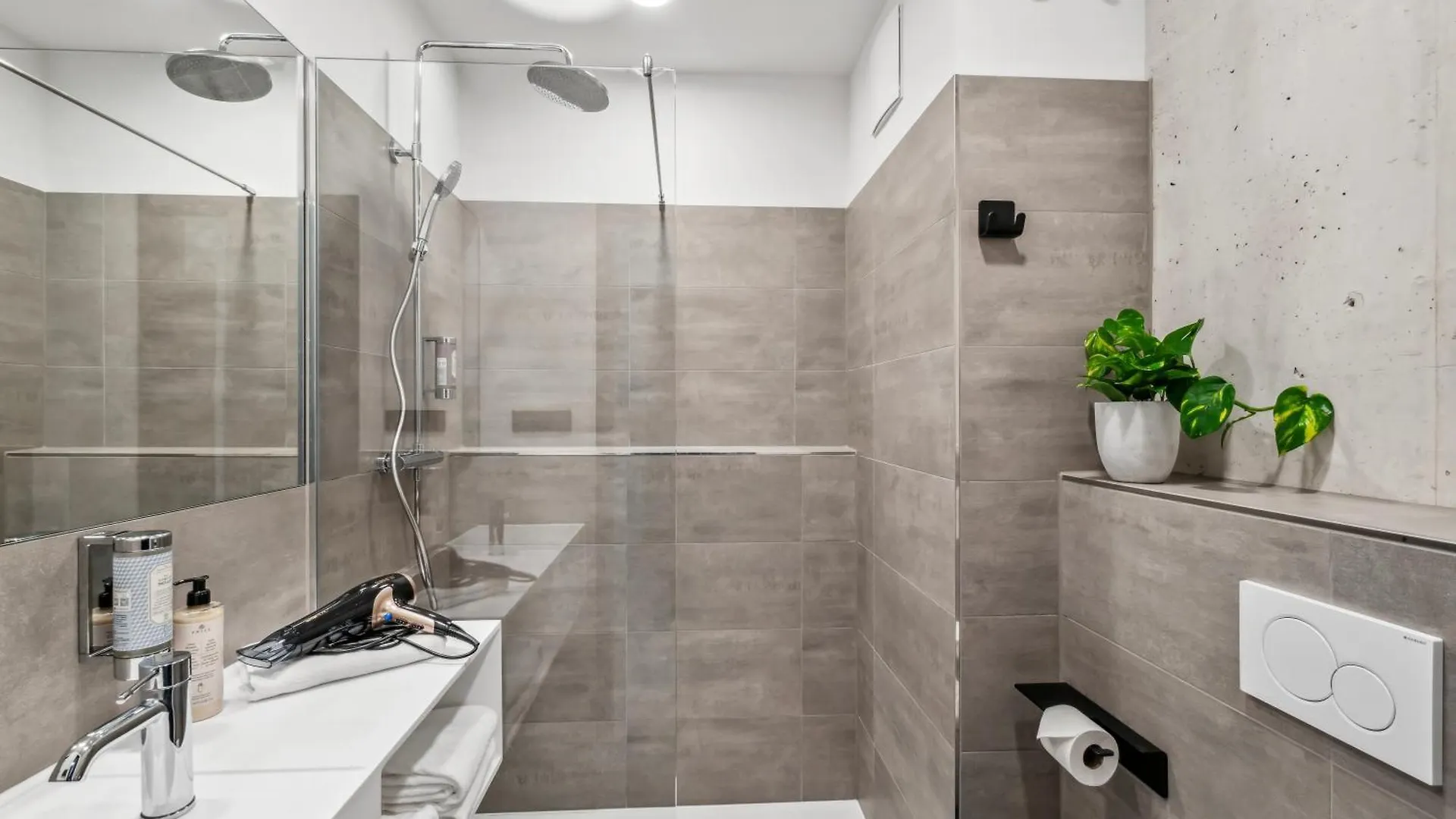 Nena Apartments Muenchen City East 0*, Munich Germany